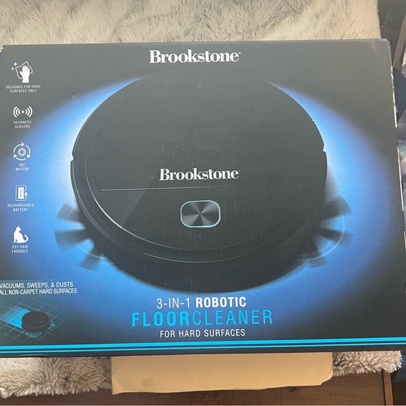 Brook stone 3in 1 robotic Vacuum Cleaner - Picture 1 of 7